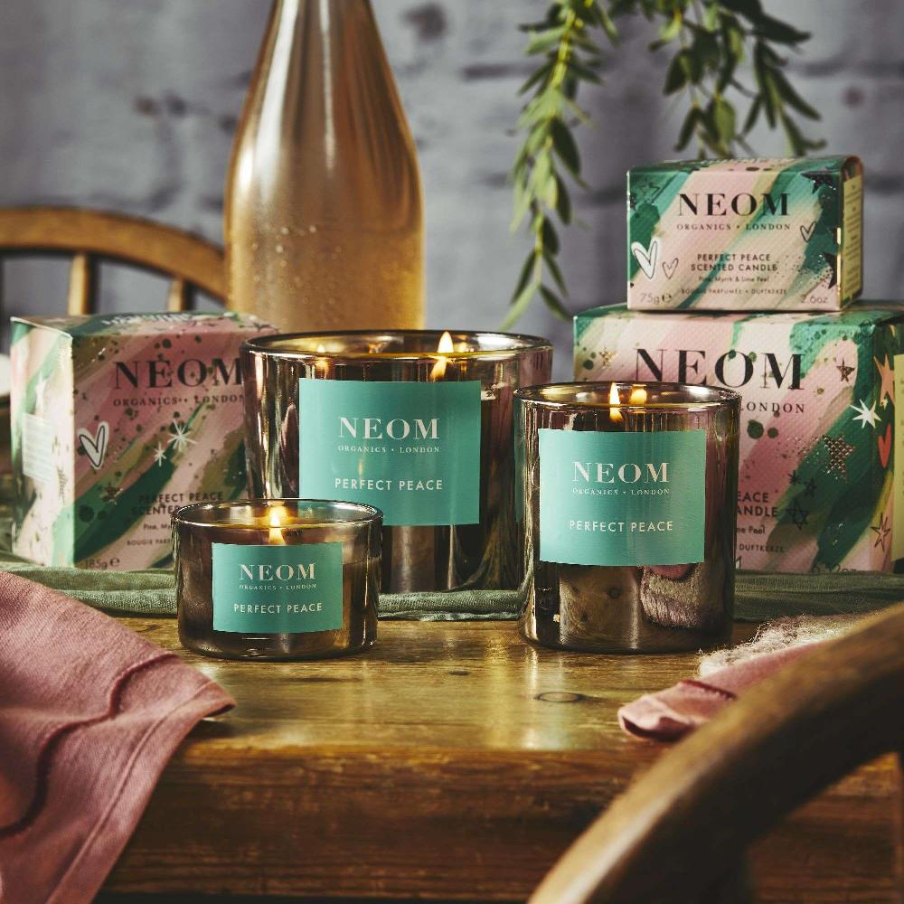 lookfantastic NEOM Perfect Peace Reisekerze 75 g Meist gekauft
