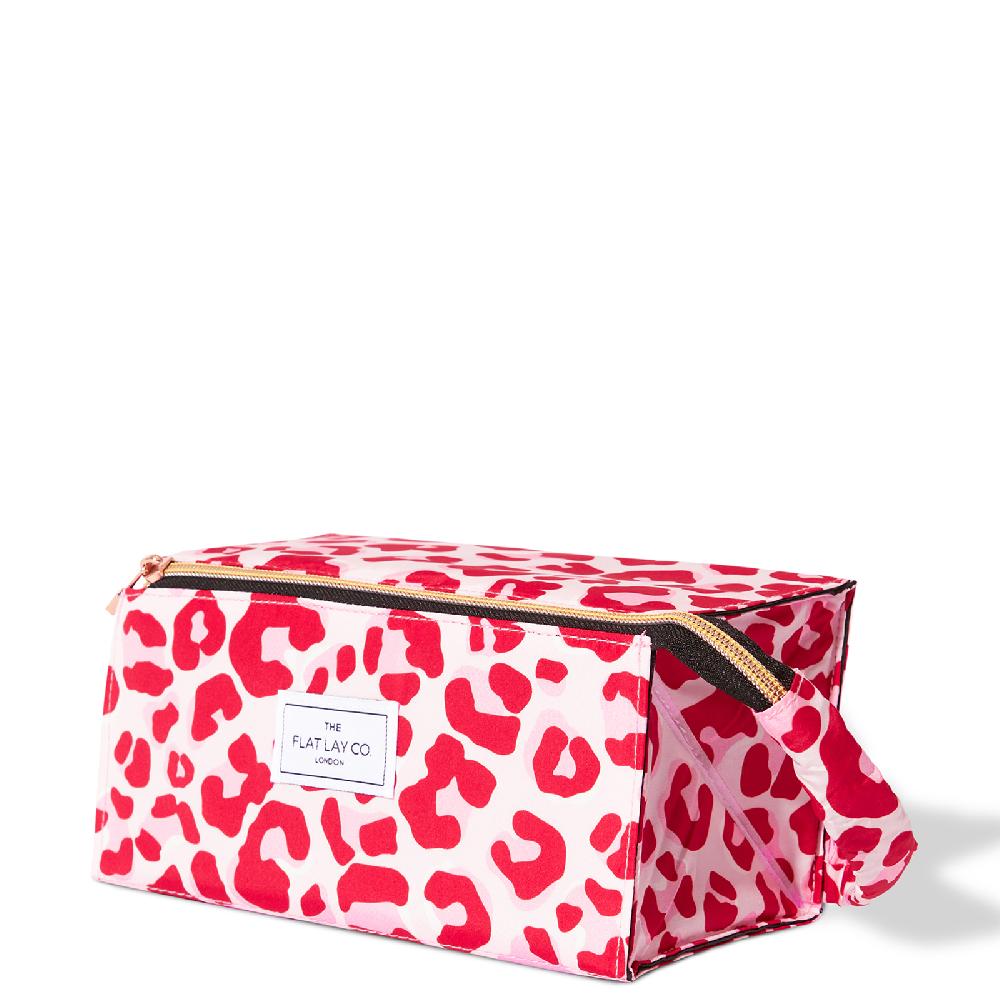 lookfantastic The Flat Lay Co. Open Flat Box Bag - Pink Leopard Limitierter Zeitrabatt