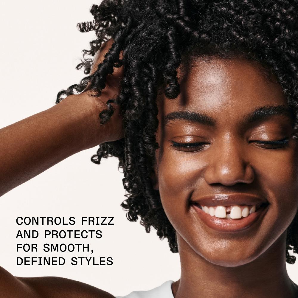 lookfantastic Olaplex No. 6 Bond Smoother Frizz Control Styling-Haarcreme 100 ml Rabatte dieses Monats