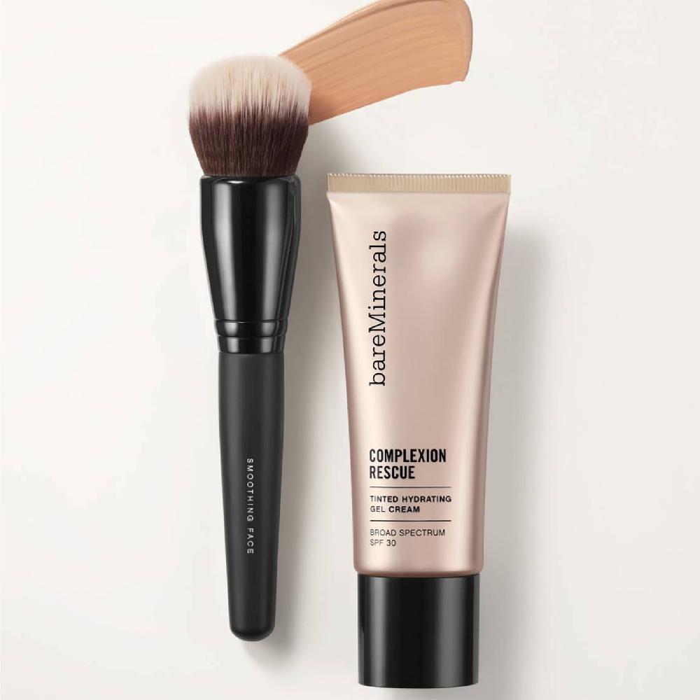 lookfantastic bareMinerals Glättender Gesichtspinsel Blitzangebot
