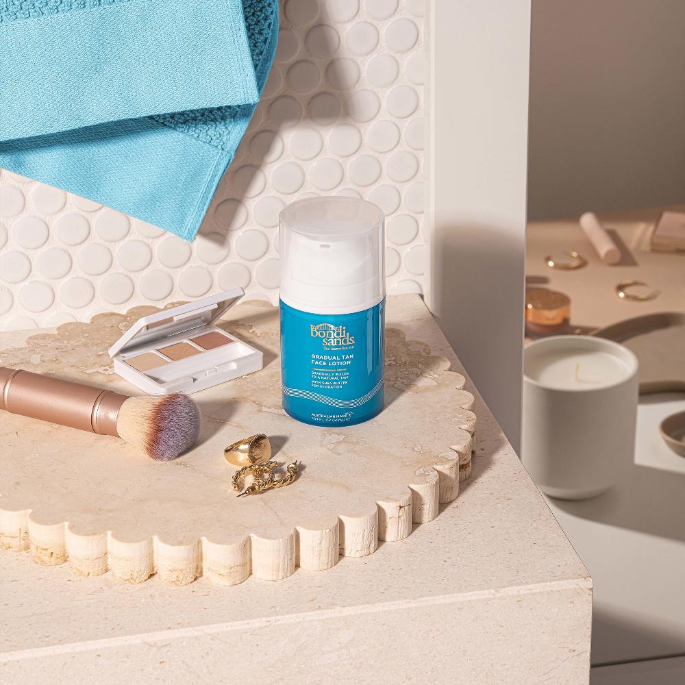 lookfantastic Bondi Sands Hautstraffende Stufenweise Bräunungslotion für das Gesicht 50 ml Preisnachlass