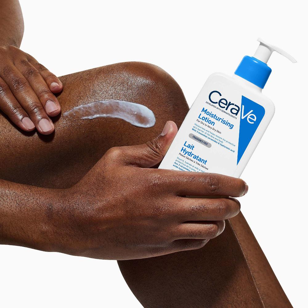 lookfantastic CeraVe Feuchtigkeitsspendende Lotion mit Ceramiden für Trockene bis Sehr Trockene Haut 236 ml Riesige Ersparnisse