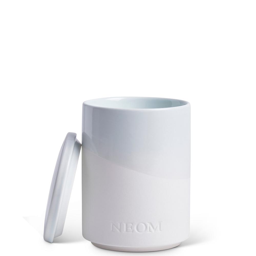 lookfantastic NEOM Ylang Ylang Vetiver und Tonkabohne Duftkerze 320 g Fabrikpreis