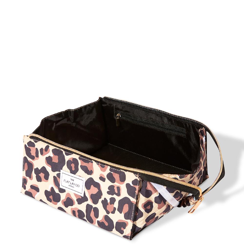 lookfantastic The Flat Lay Co. Open Flat Box Bag - Leopard Print Letzte 3 Tage