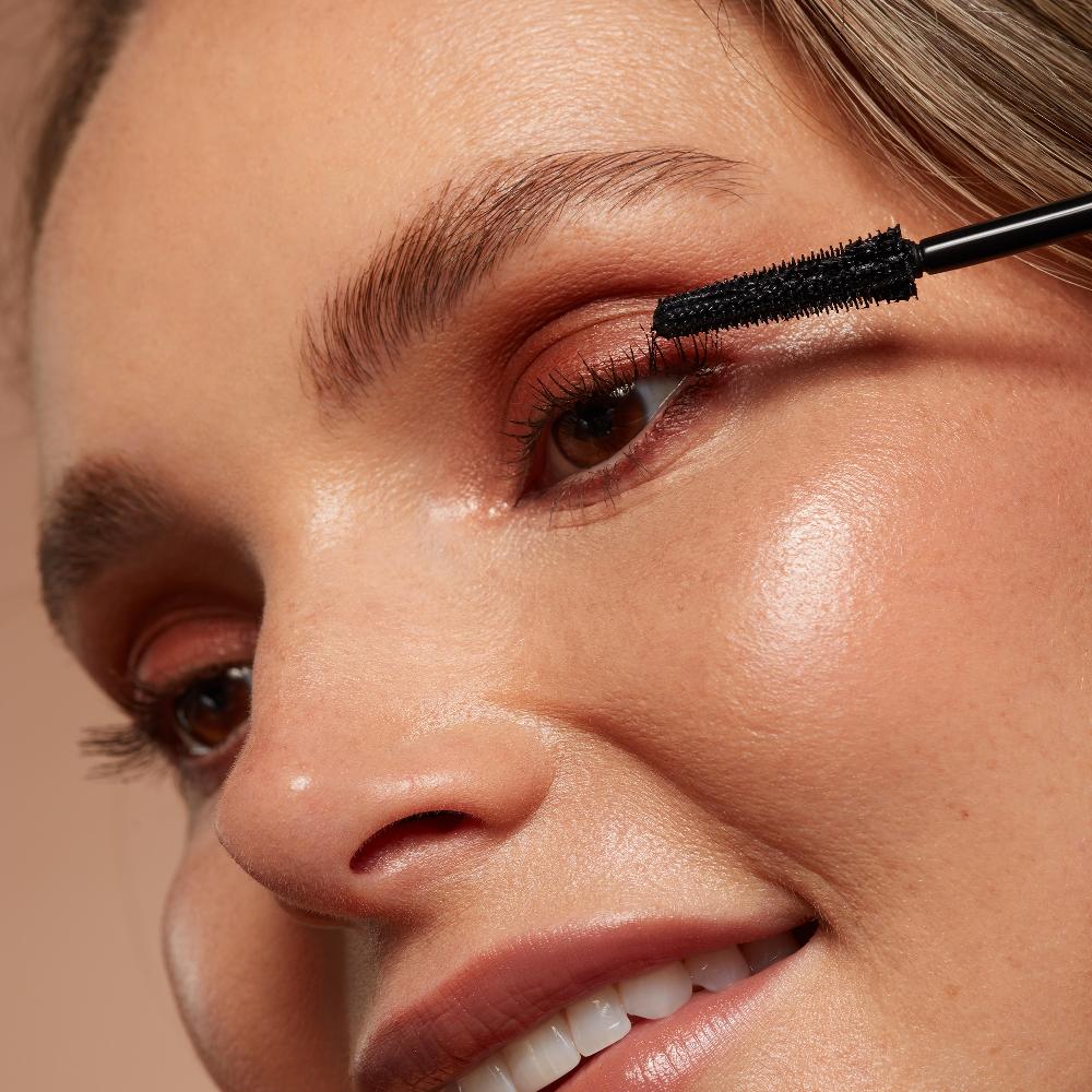 lookfantastic Eyeko Limitless Lengthening Mascara - Black Nur für heute