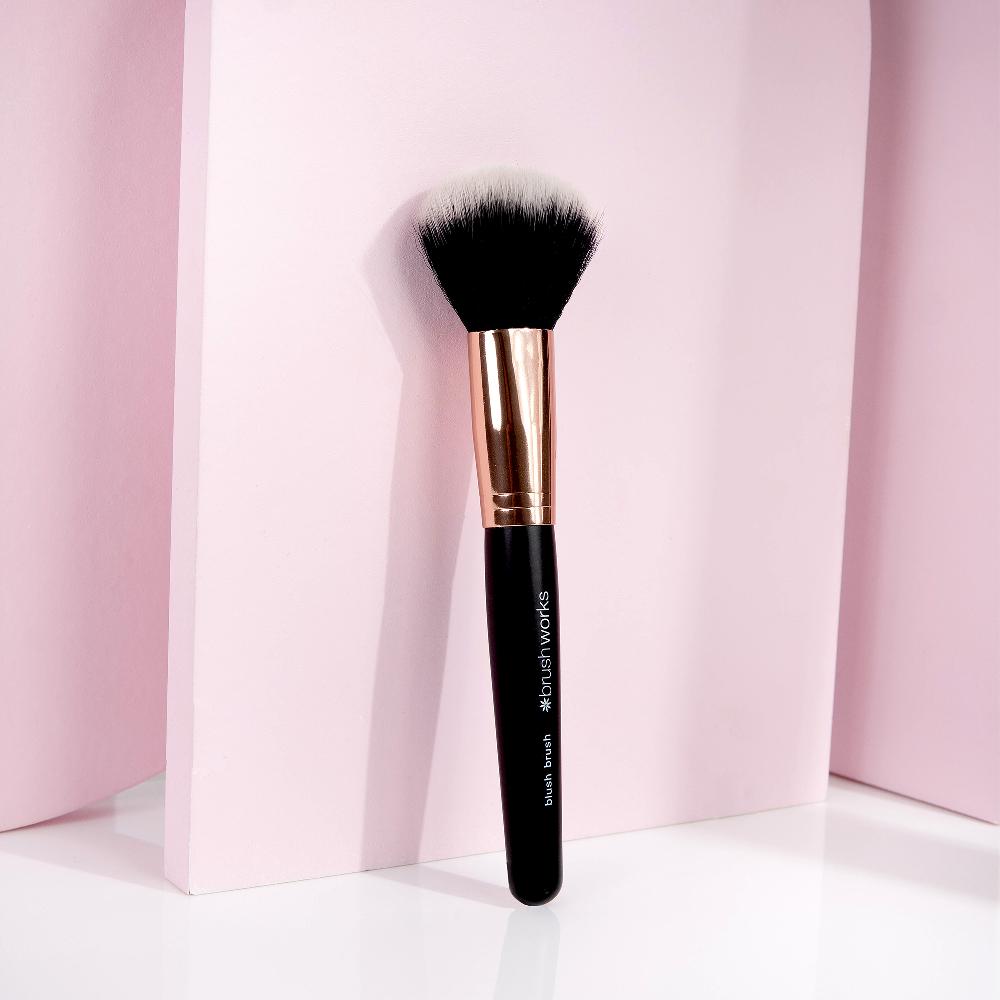 lookfantastic brushworks Rougepinsel Online Shopping