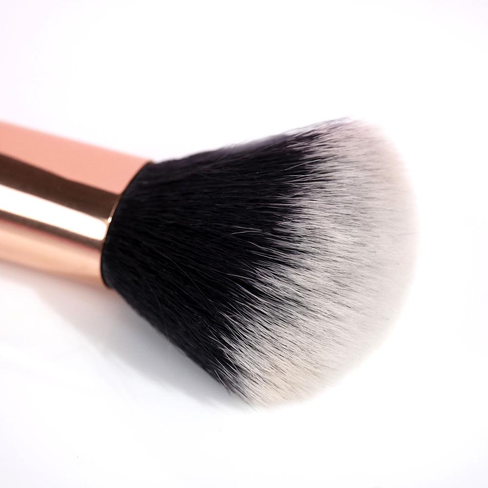 lookfantastic brushworks Rougepinsel Online Shopping