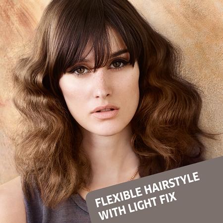 Wella Professionals Wella Professionals Eimi Flexible Finish formendes Spray für flexible Festigung Kauf eins, bekomm eins gratis